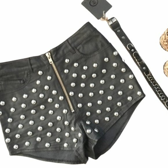 💥KILLER DESING💥UNIF Jagger Studded Leather Short in Black - Picture 4 of 13